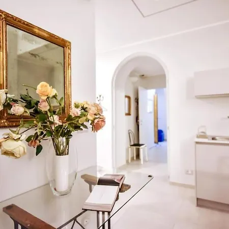 Casa Di Fantaye By Happyhostorino Apartamento