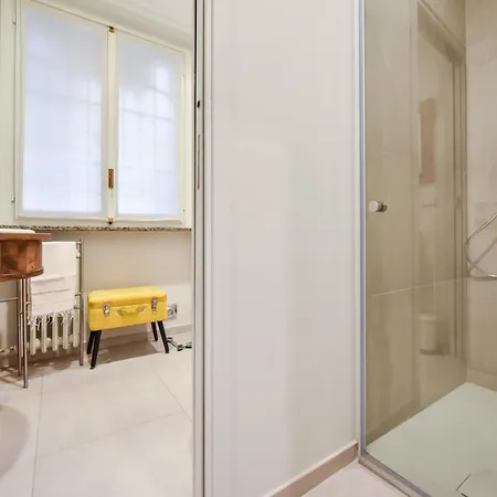 Casa Di Fantaye By Happyhostorino Turin