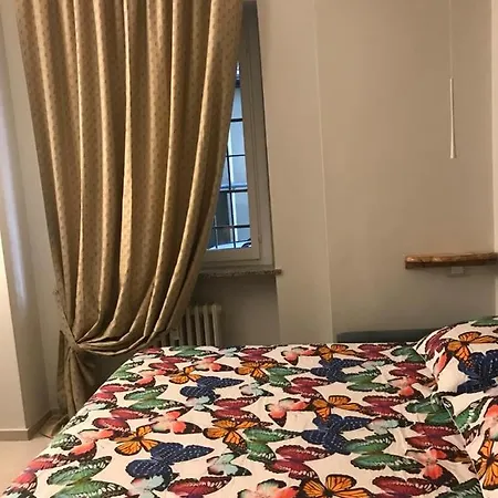 Casa Di Fantaye By Happyhostorino Turin